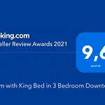 Room With King Bed In Shared 3 Bedroom Downtown