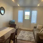 Fully Renovated Appartement With Free Parking
