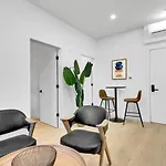 Deluxe Suites Downtown Montreal