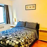 Stylish Montreal Apartment: Comfortable Stay In The Golden Square Mile