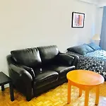 Stylish Montreal Apartment: Comfortable Stay In The Golden Square Mile