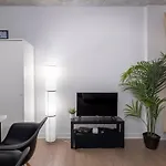 Furnished Studio With Balcony - Downtown #311784