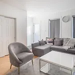 Aaa Location Condo & Free Parking