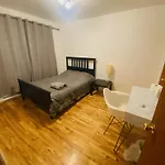 Ideal For Group 3 Bedroom Apartment