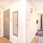 Beautiful 2Bdr In Heart Of Plateau Mont-Royal A
