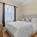 Stylish 2Br Retreat