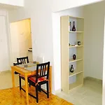 Stylish Montreal Apartment Comfortable Stay In The Golden Square Mile