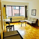 Stylish Montreal Apartment Comfortable Stay In The Golden Square Mile