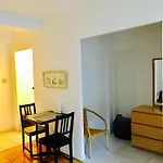 Stylish Montreal Apartment Comfortable Stay In The Golden Square Mile
