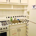 Stylish Montreal Apartment Comfortable Stay In The Golden Square Mile