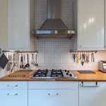 Spacious 2-Level 4 Bedroom Home Near Jean-Talon Market, Pets Welcome!