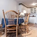 Metro Sherbrooke - 1 Bedroom