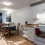 Metro Sherbrooke - 1 Bedroom