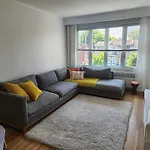 Large & Bright 3 Bedroom In Mtl