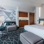 Warwick Le Crystal - Montreal