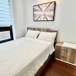 1Bdr Mezzanine-Bishop-Vibe Central Mtl Zx7