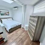 1Bdr Mezzanine-Bishop-Vibe Central Mtl Zx7