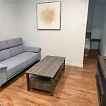 Charming 1Bdr Apartment On Bishop St- Mtl Zx4