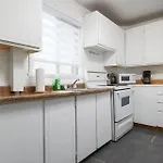Stunning 2B In Plateau Mont-Royal Zb6