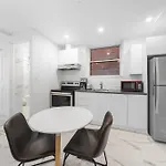 Stonewall Suites