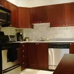 All Suite Majestik Downtown Montreal
