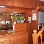 Hotel Du Manoir St. Denis