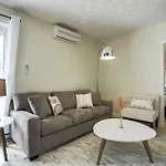 Modern 1Br In The Village By Sonder