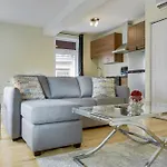 Lively 1Br In The Village By Sonder