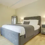 Lively 1Br In The Village By Sonder