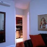 All Suite Majestik Downtown Montreal