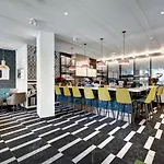 Hotel Uville Montreal
