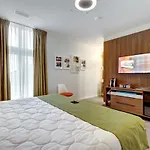 Hotel Uville Montreal