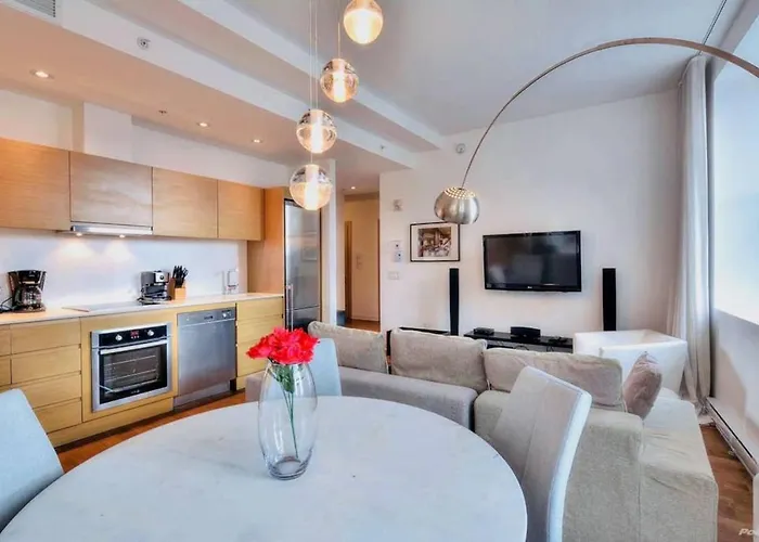 Stella Stays Stunning Condo Old Montreal Netflix