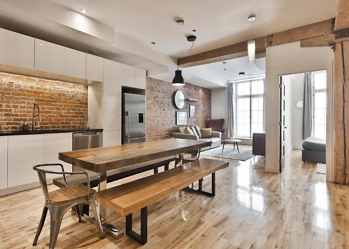 Charming & Contemporary Old Montreal Suites