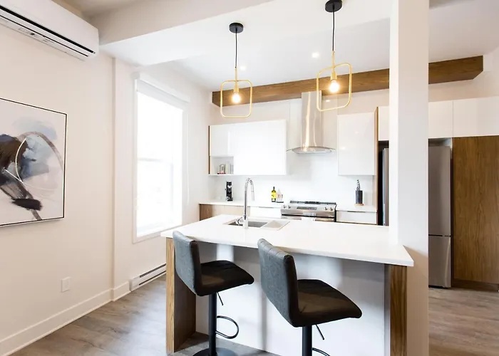 Huge 2 Bdr With Balcony In Mile End By Den Stays