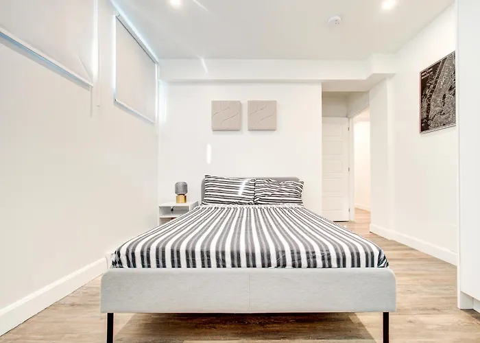 Cozy & Luxurious 3-Br Condo