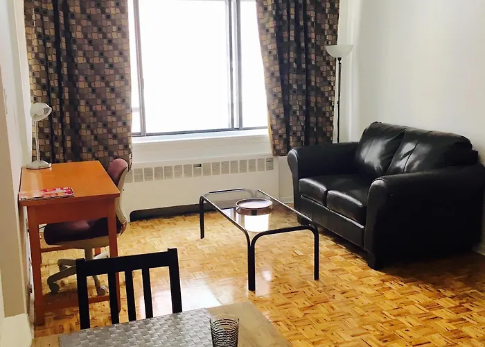 Stylish Montreal Apartment Comfortable Stay In The Golden Square Mile
