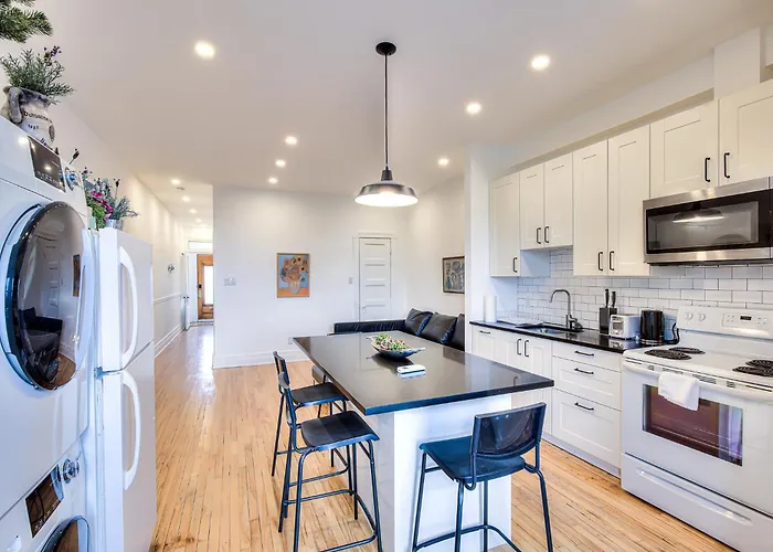 Montreal Vacation & Attractions Home By Downtown & Plateau