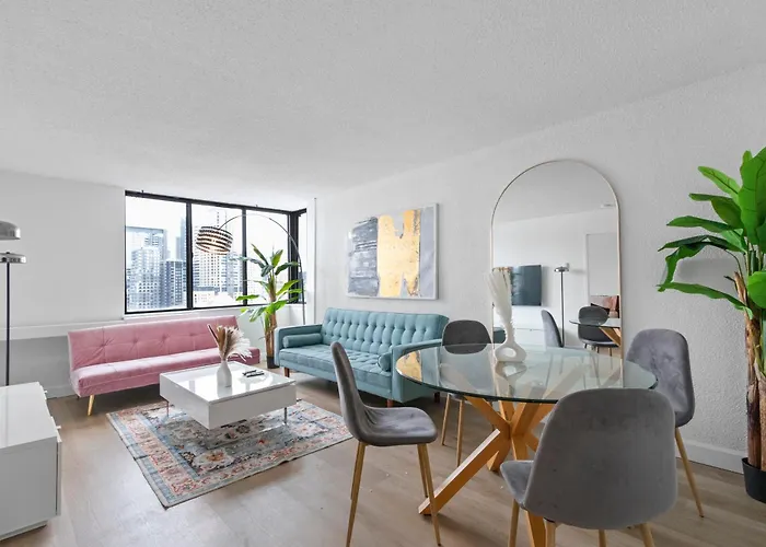 Private Apartment With Breathtaking Downtown View And Free Parking