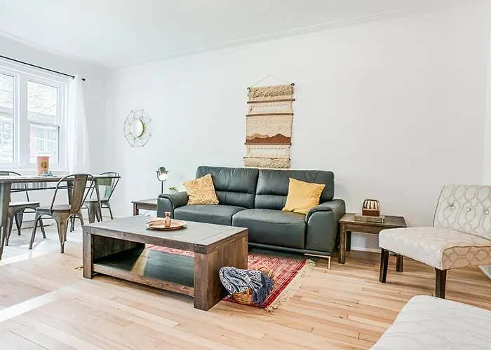 Modern Cote-Des-Neiges Suites By Sonder
