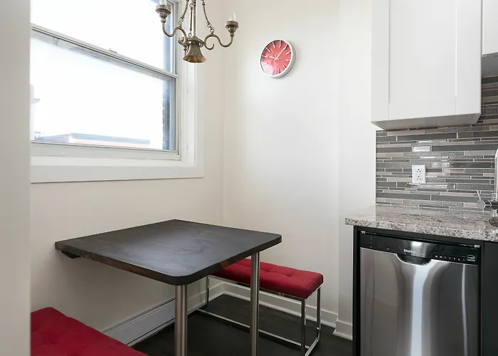 Architectural 2Br In Mile End By Sonder
