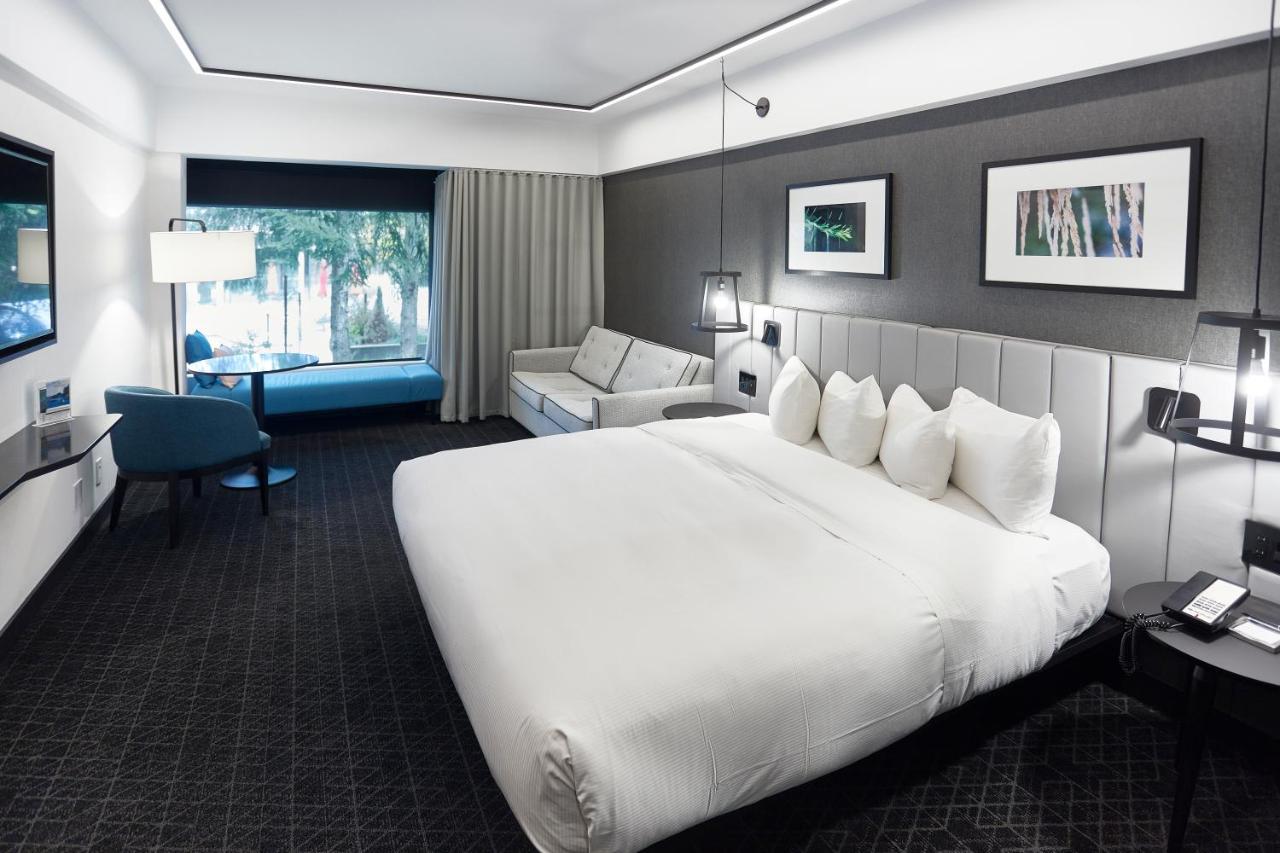 Bonaventure Hotel 4*
