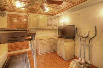 Hotel Chateau Saint-marc Montreal