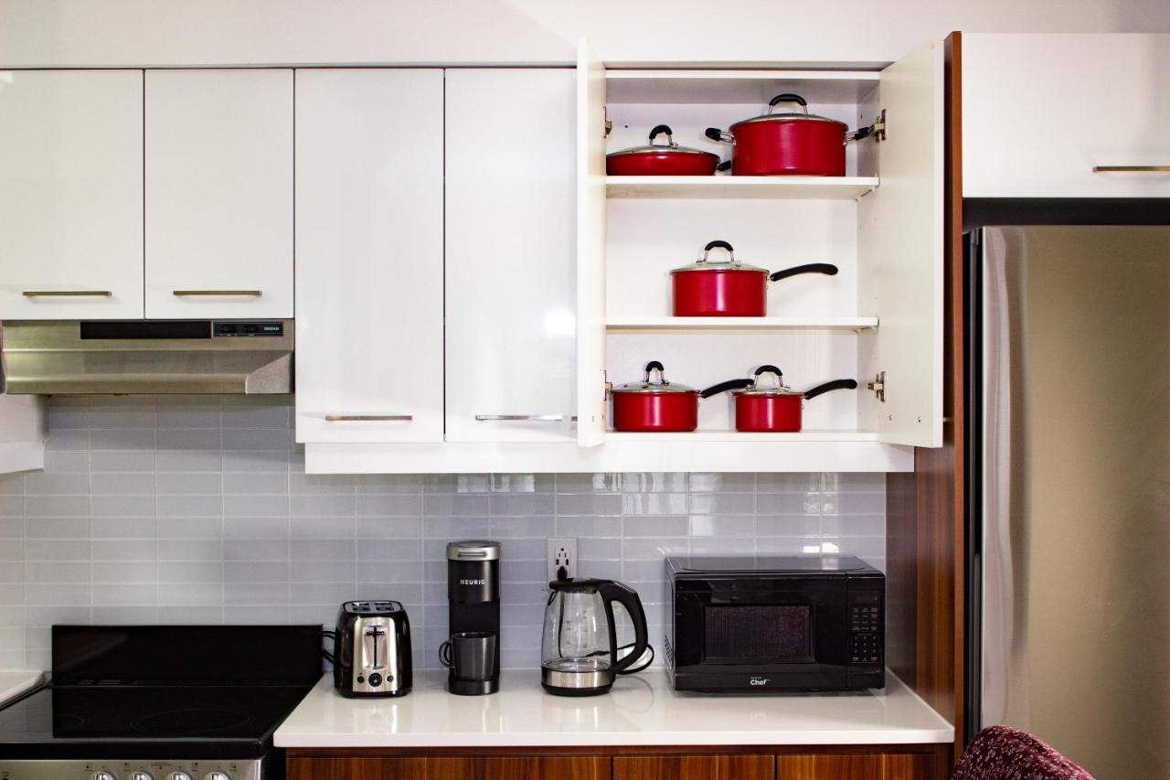 Golden Castle Apartment Montreal