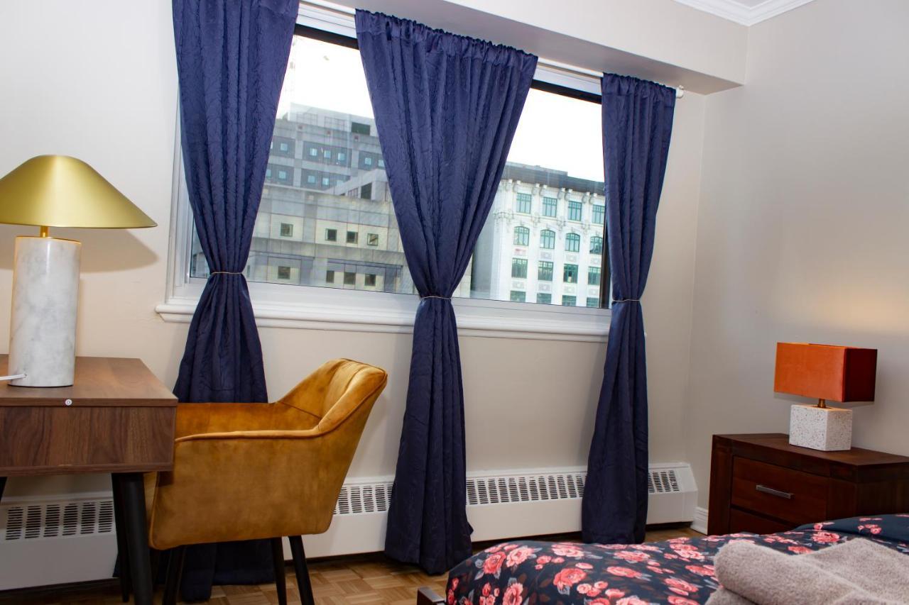 Golden Castle Apartment *