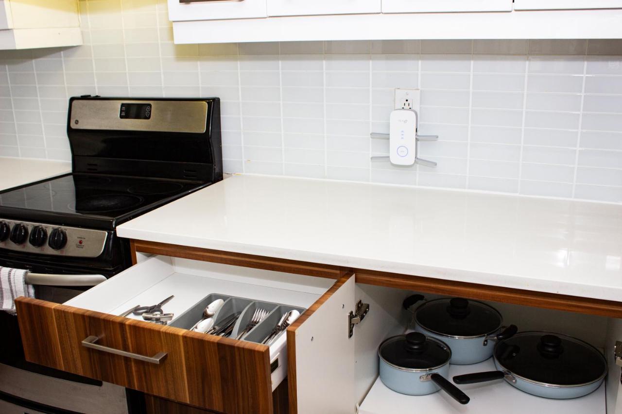Golden Castle Apartment Montreal
