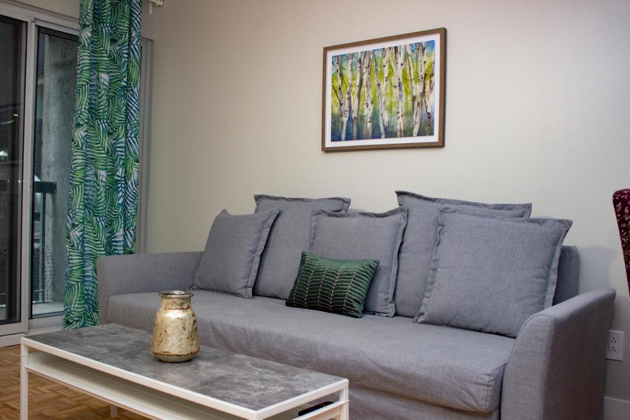 Sweet Suites In Apartment Montreal