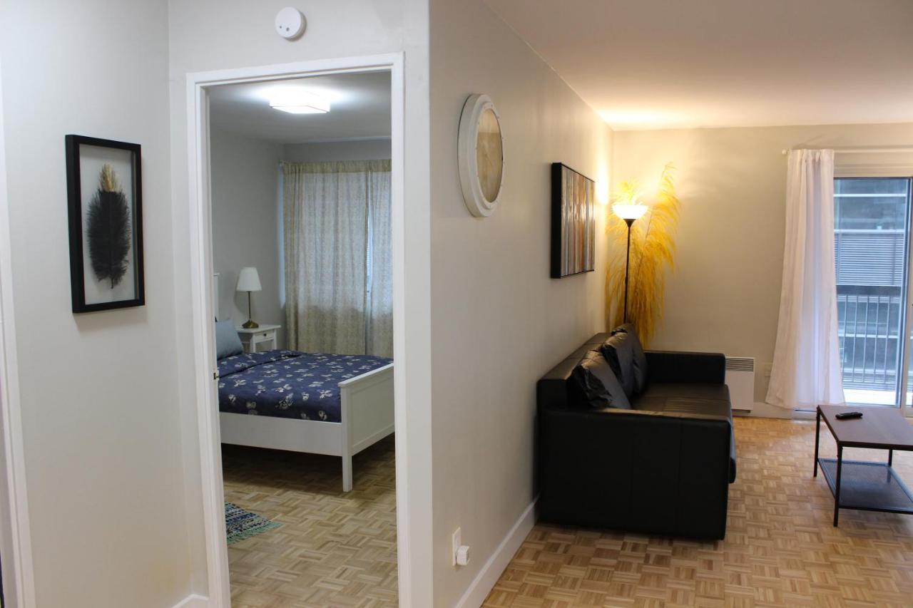 Sweet Suites In Apartment
