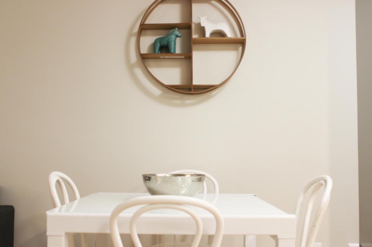Apartment Sweet Suites In *