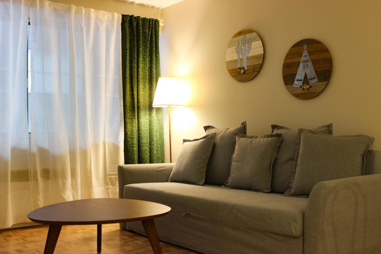Sweet Suites In *